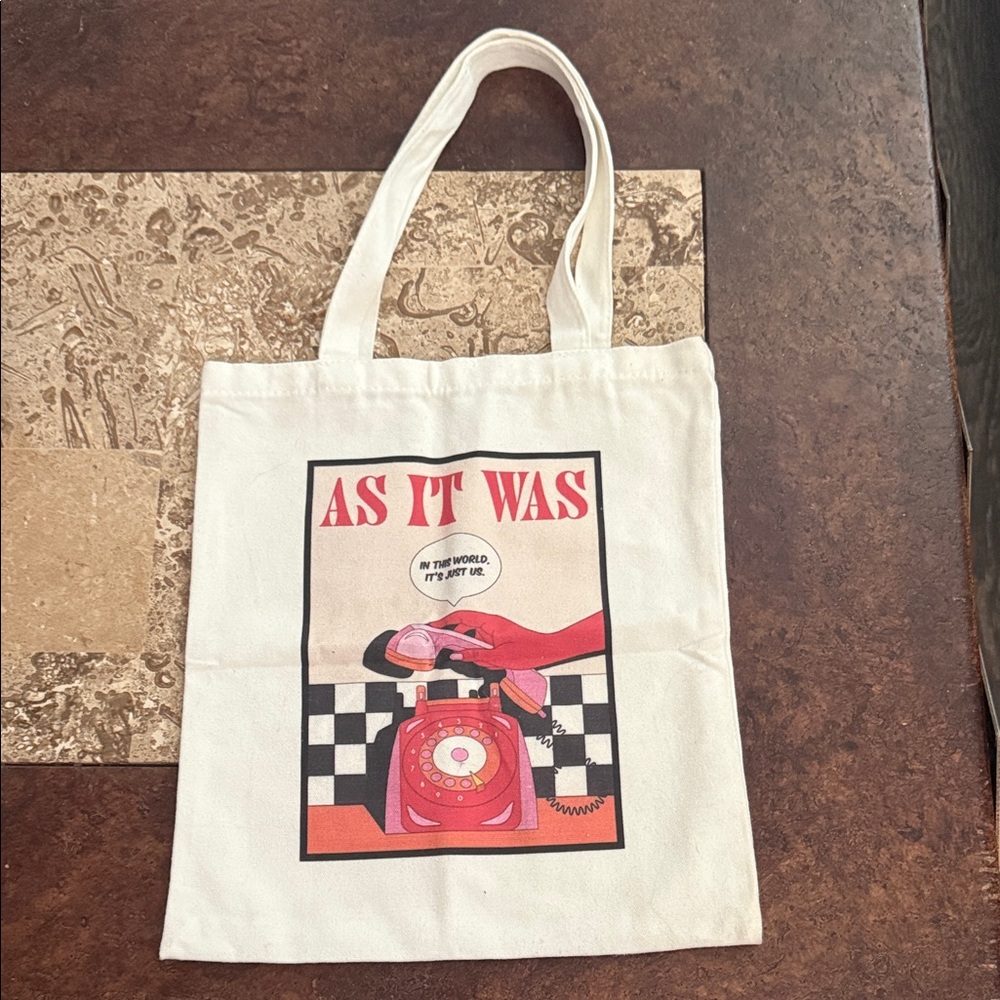 Harry Styles “love on tour” tote bag